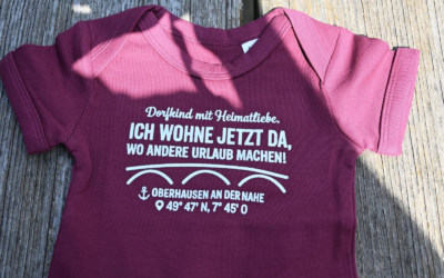 Oberhausen an der Nahe begrüßt neue Erdenbürger mit exklusivem Baby-Body – Ein Geschenk mit Herz und Heimatliebe